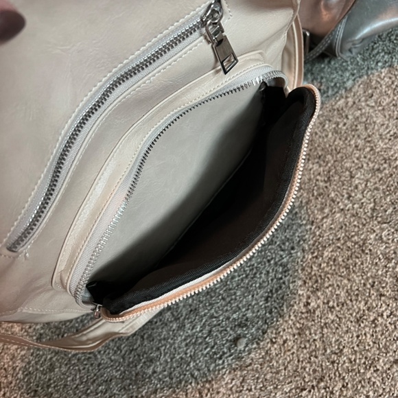 Backpack/Purse - Picture 2 of 6